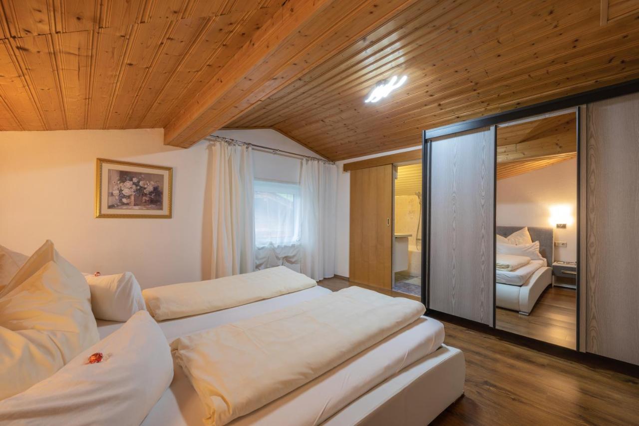 Pension Steinadler Neustift im Stubaital Eksteriør billede